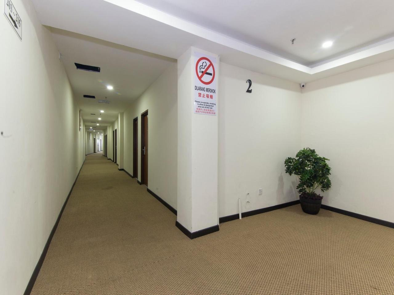 Central Hotel Bahau Экстерьер фото