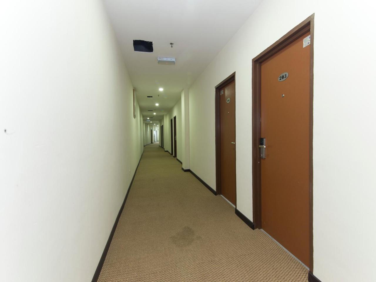 Central Hotel Bahau Экстерьер фото